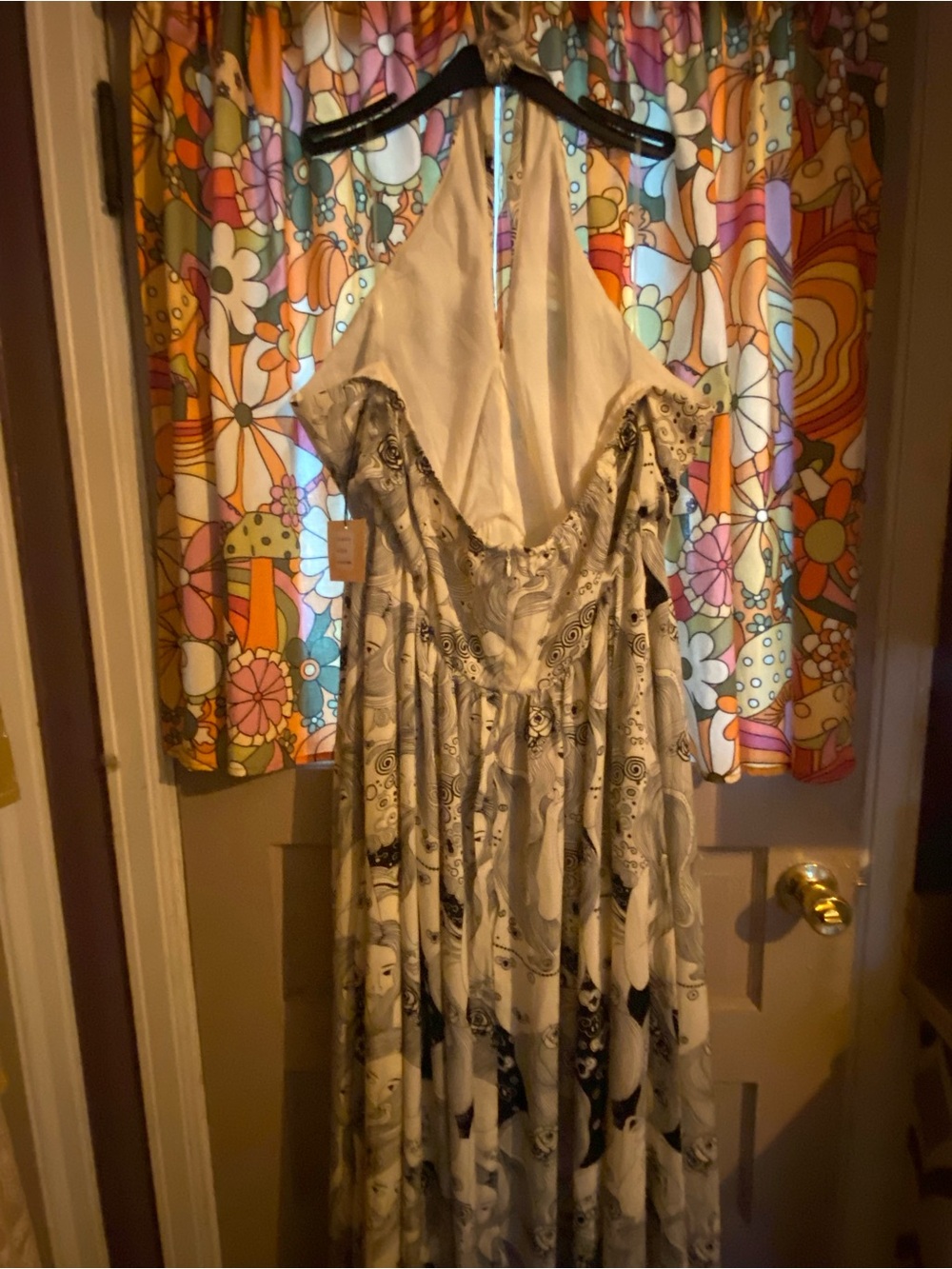 Unique Vintage Cream & Black Halter Maxi Dress 70s ladies NWT no belt - Picture 9 of 12